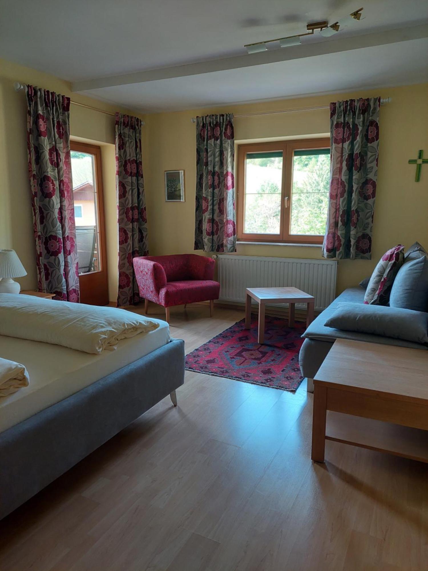 Anna'S Home - Ferienwohnungen Ratsch an der Weinstraße Extérieur photo