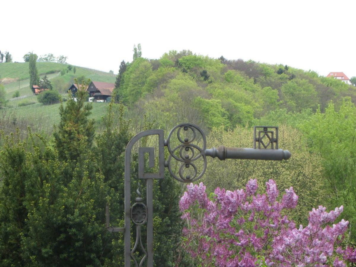 Anna'S Home - Ferienwohnungen Ratsch an der Weinstraße Extérieur photo